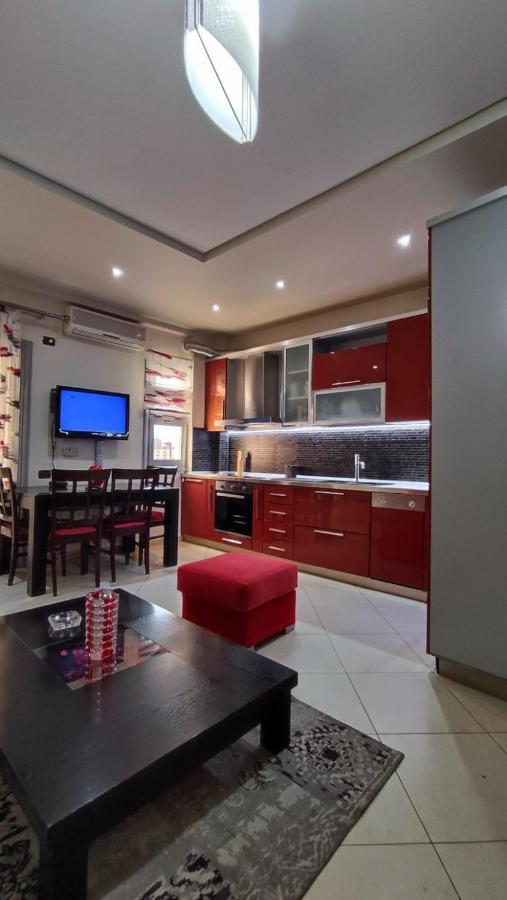 Lolu Apartment Plus Privat Parking Вльора Екстер'єр фото
