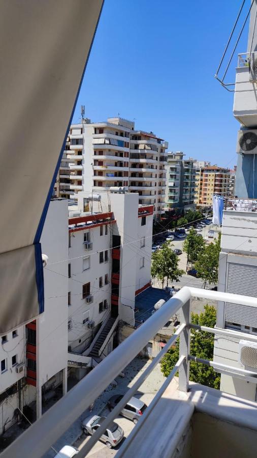 Lolu Apartment Plus Privat Parking Вльора Екстер'єр фото